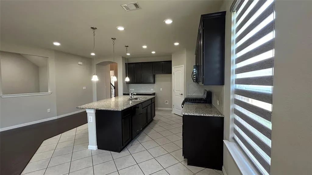 2221 Candler Club Way