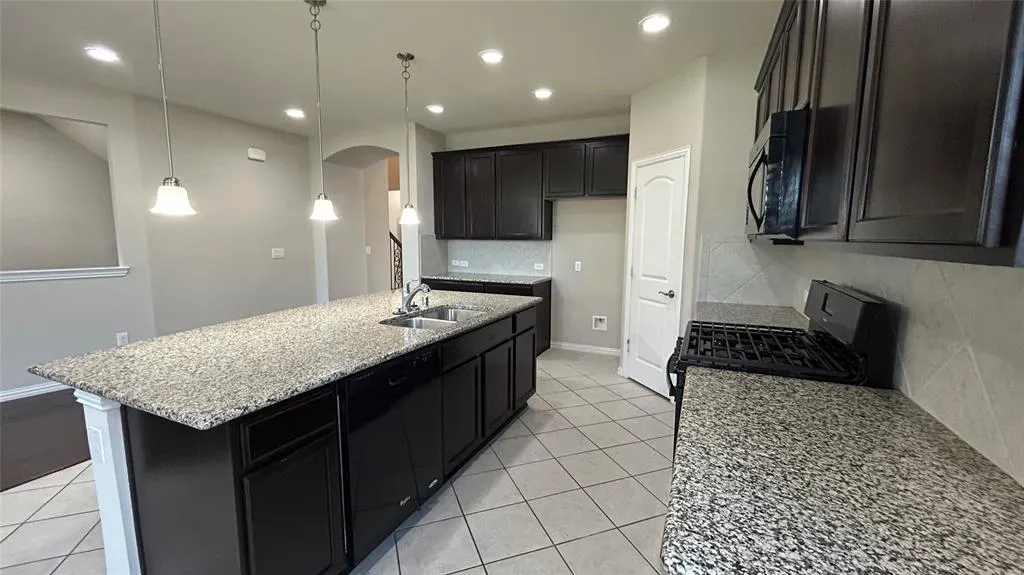 2221 Candler Club Way