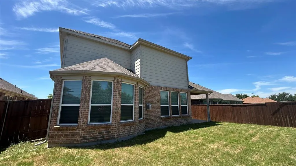 2221 Candler Club Way