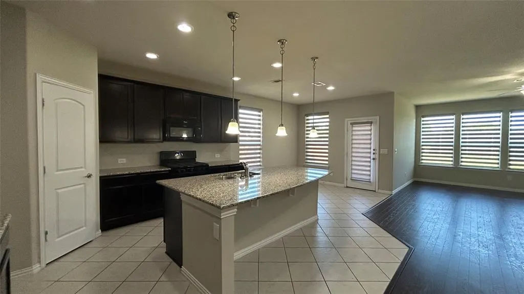 2221 Candler Club Way