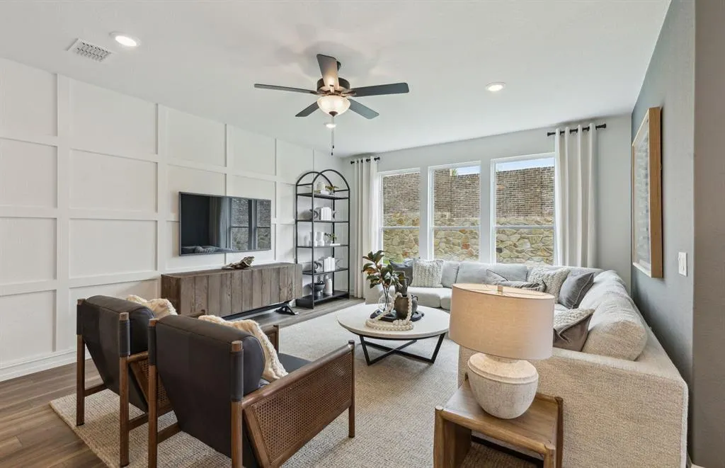 3904 Calderwood Drive