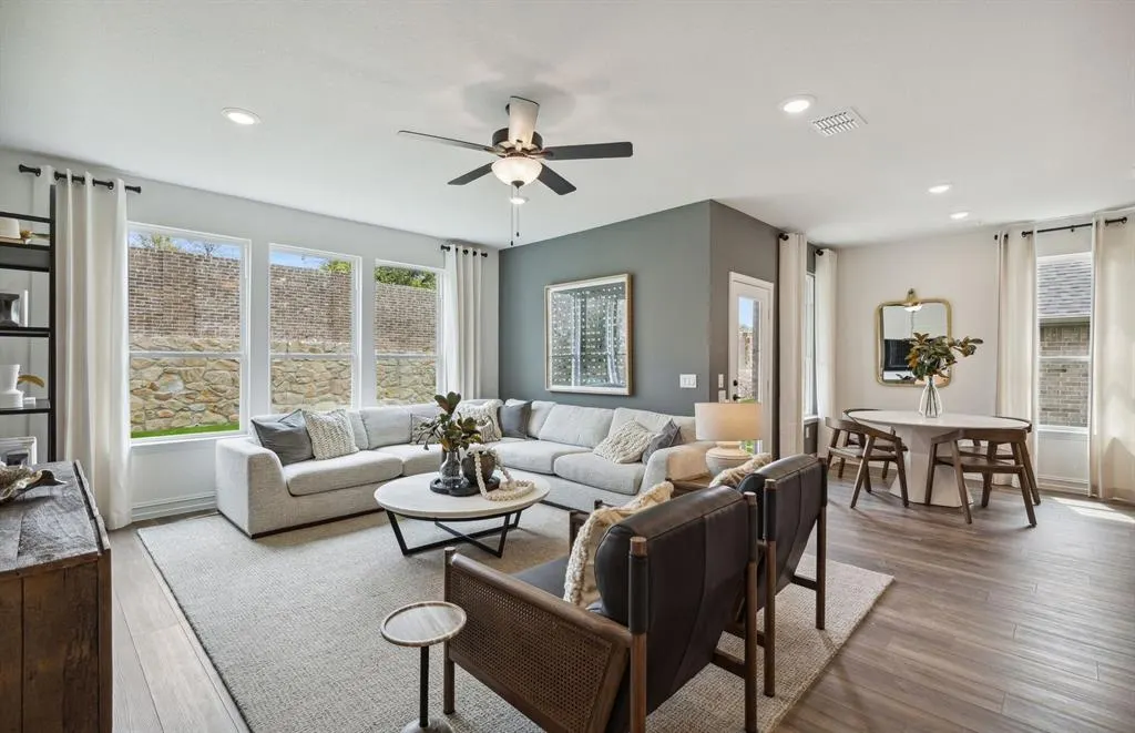 3904 Calderwood Drive