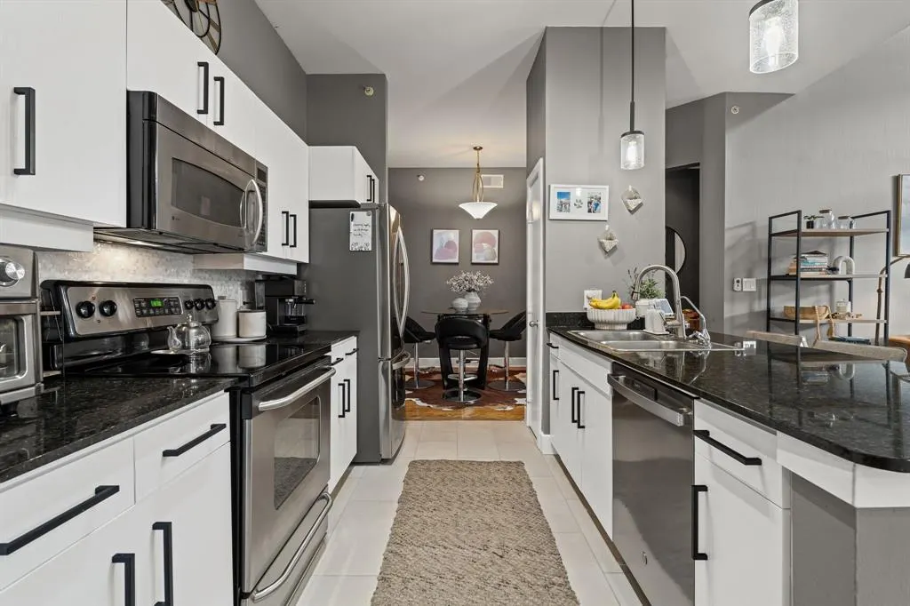 4414 Cedar Springs Road