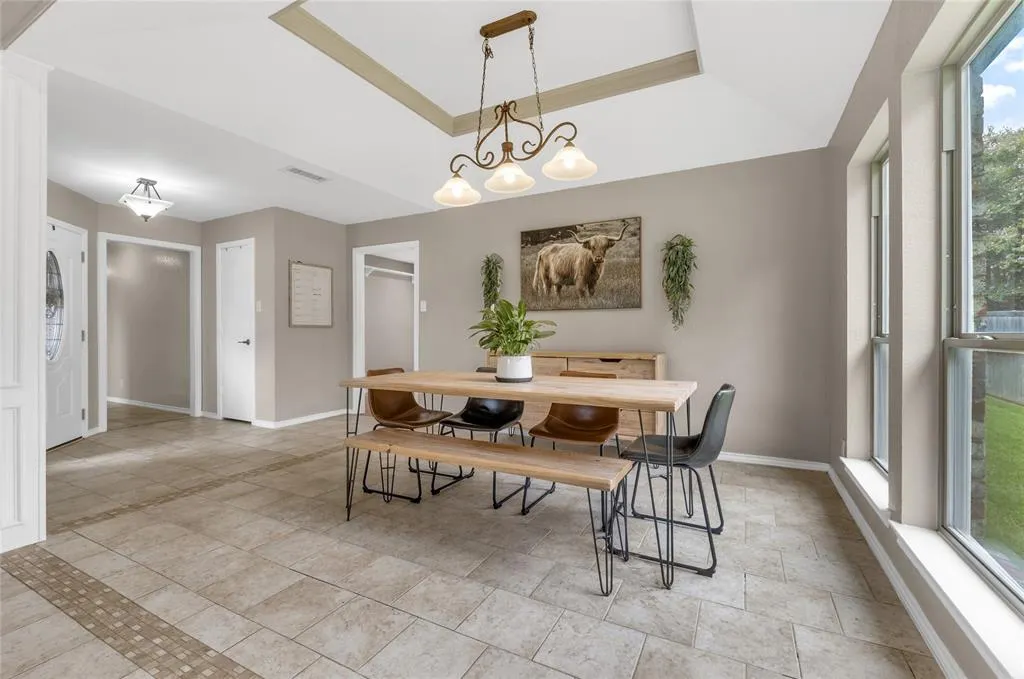 2421 Maverick Drive