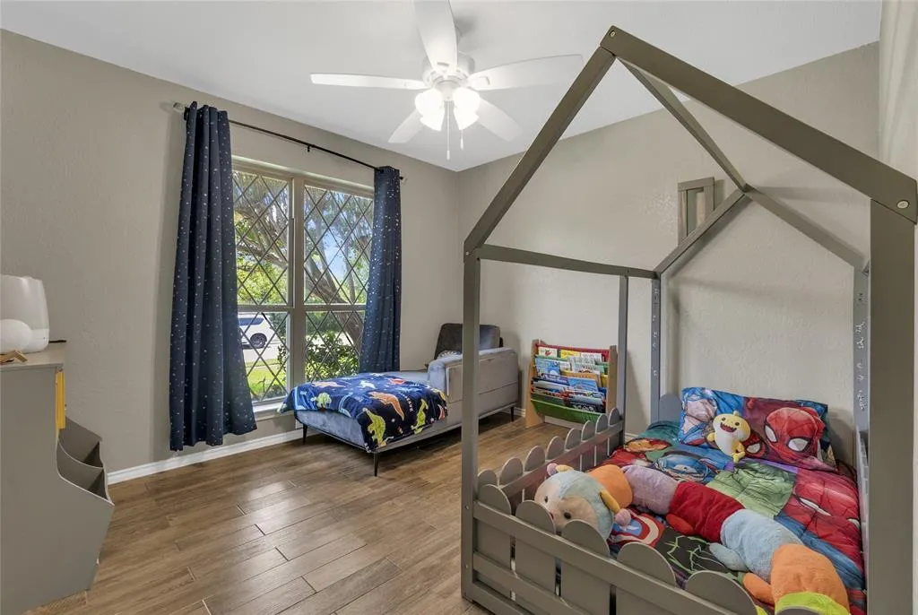 2421 Maverick Drive