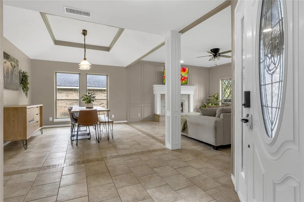 2421 Maverick Drive