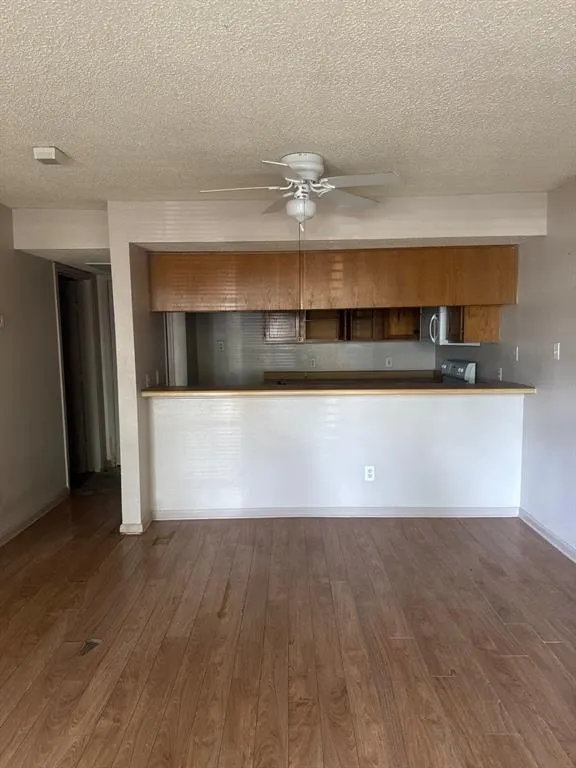 6108 Abrams Road, #103