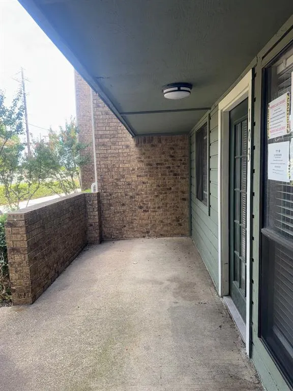 6108 Abrams Road, #103