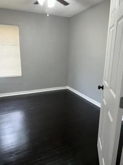 807 Hartsdale Drive