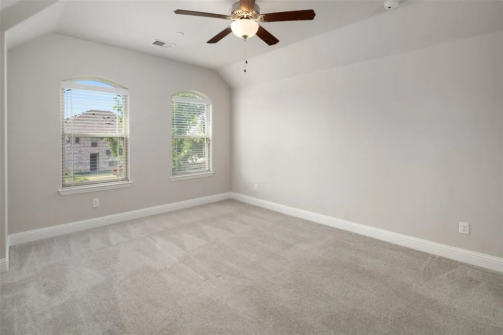 1261 Wiltshire Drive