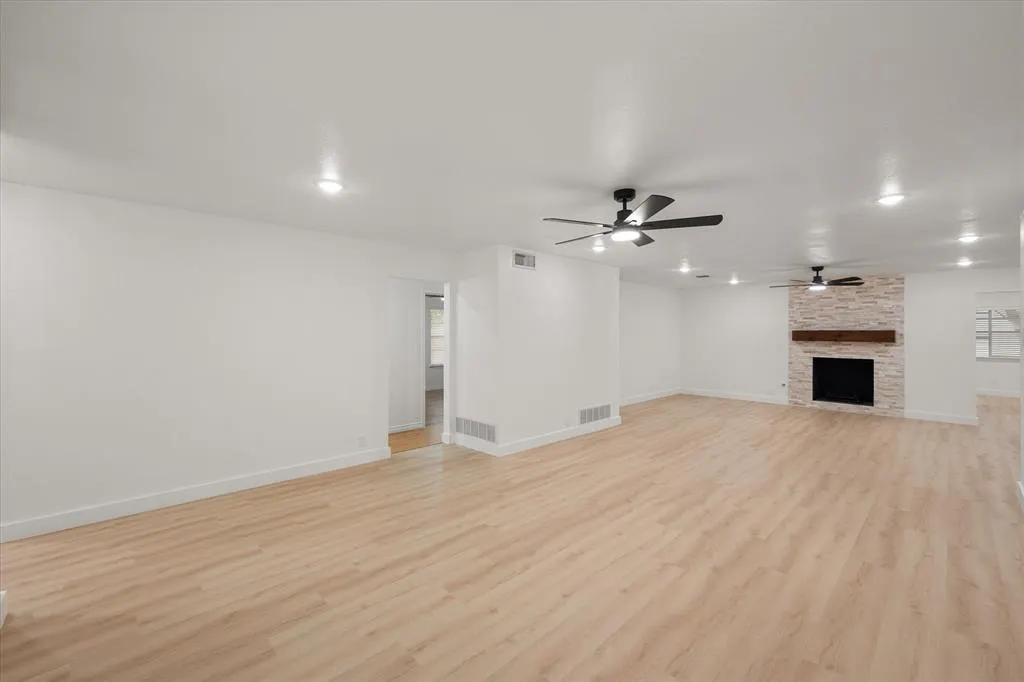 715 Newberry Drive