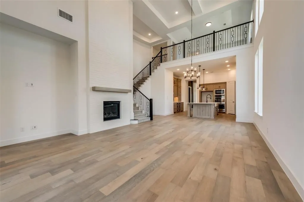 4310 Silver Spur Drive