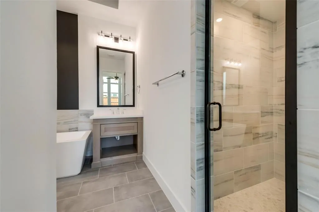 4310 Silver Spur Drive