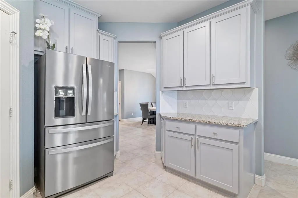 1405 Summit View Lane