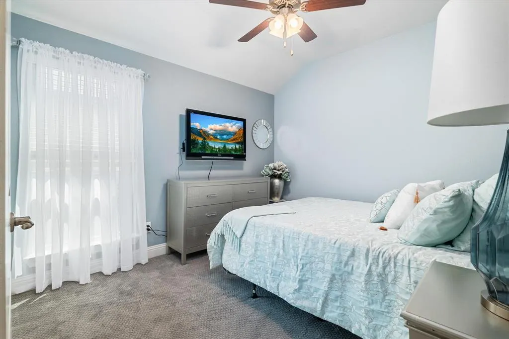 1405 Summit View Lane