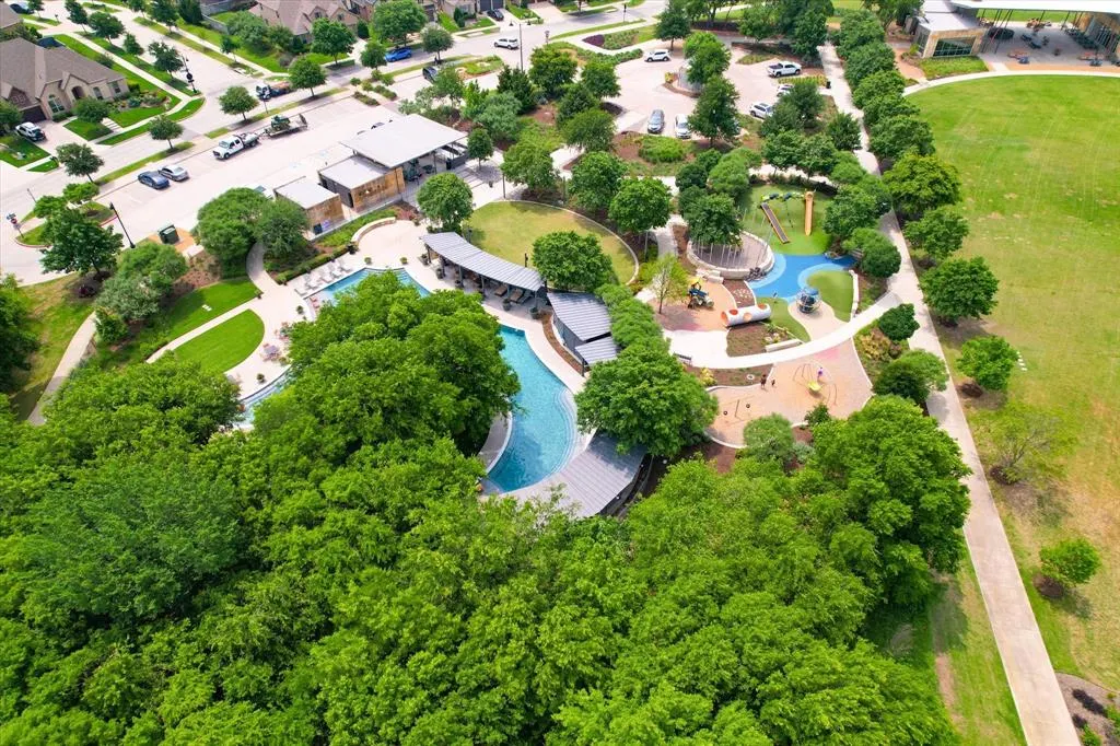 1405 Summit View Lane