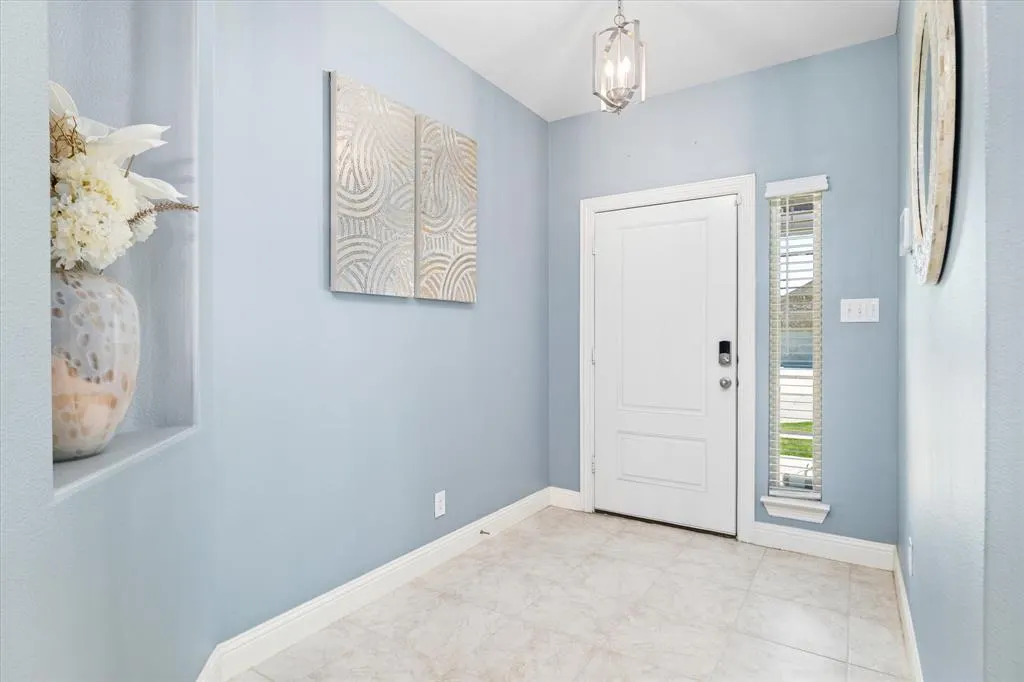 1405 Summit View Lane