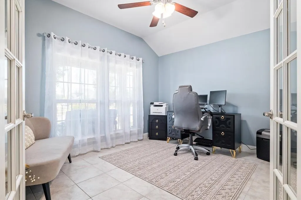 1405 Summit View Lane