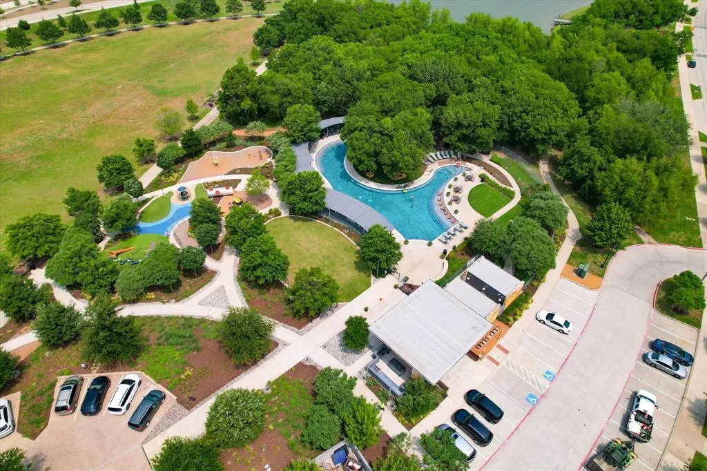 1405 Summit View Lane