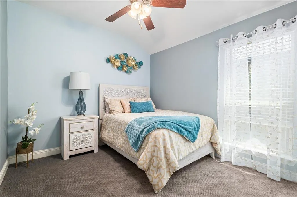 1405 Summit View Lane