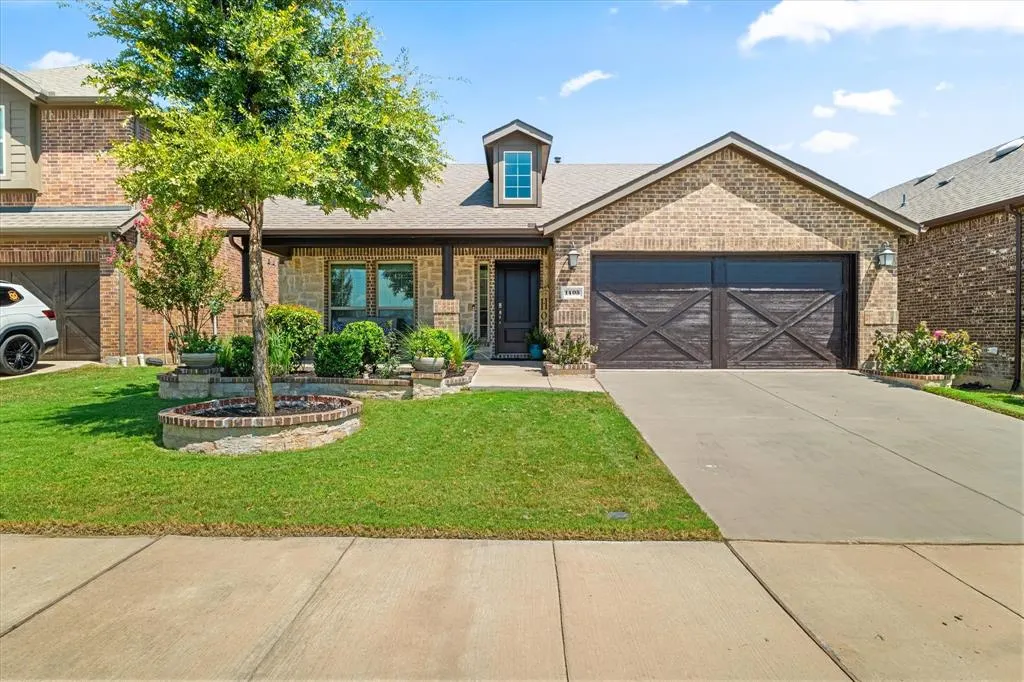 1405 Summit View Lane