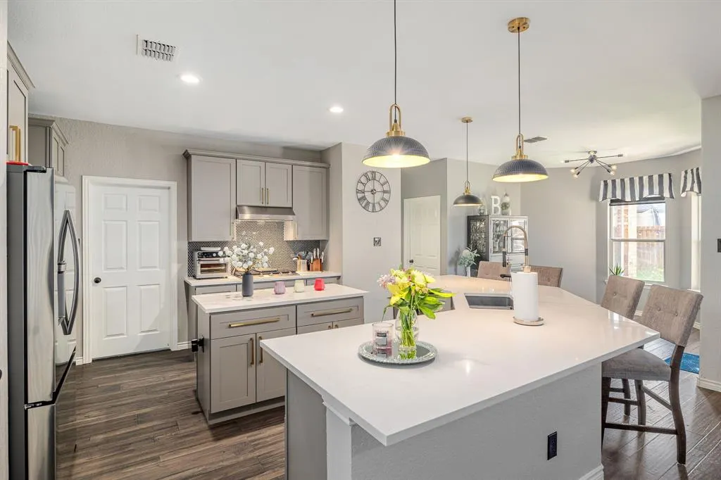 1509 Kingsbrook Circle