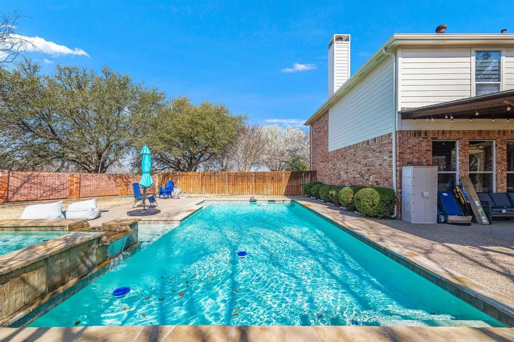 1509 Kingsbrook Circle