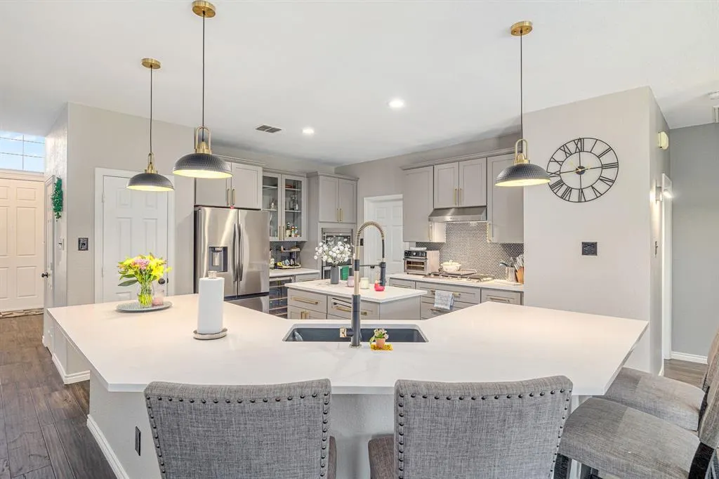 1509 Kingsbrook Circle