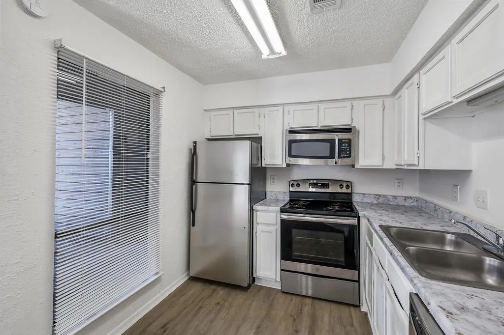9835 Walnut Street, #106
