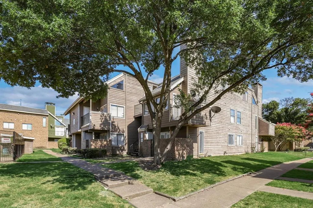 9835 Walnut Street, #106