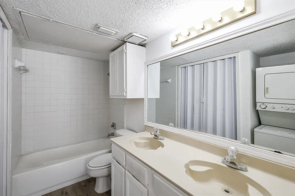 9835 Walnut Street, #106