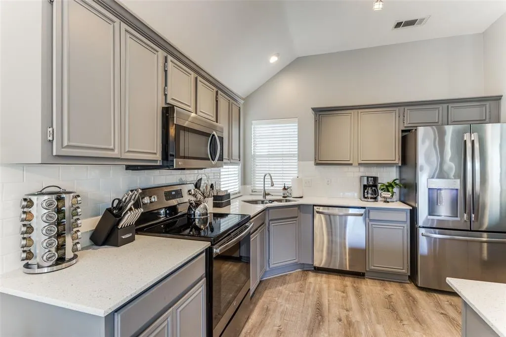 3607 Canyon View Court