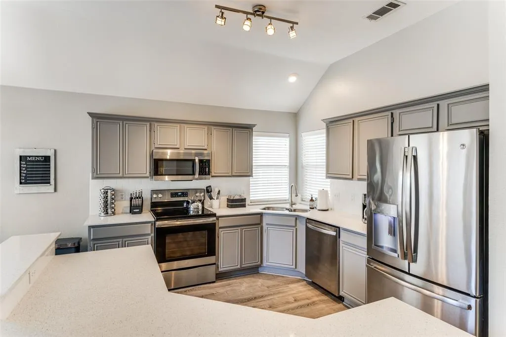 3607 Canyon View Court