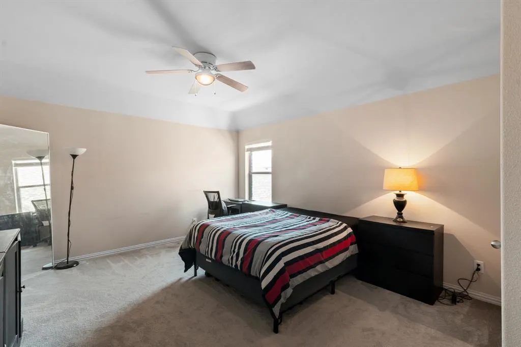 5212 Seashore Lane