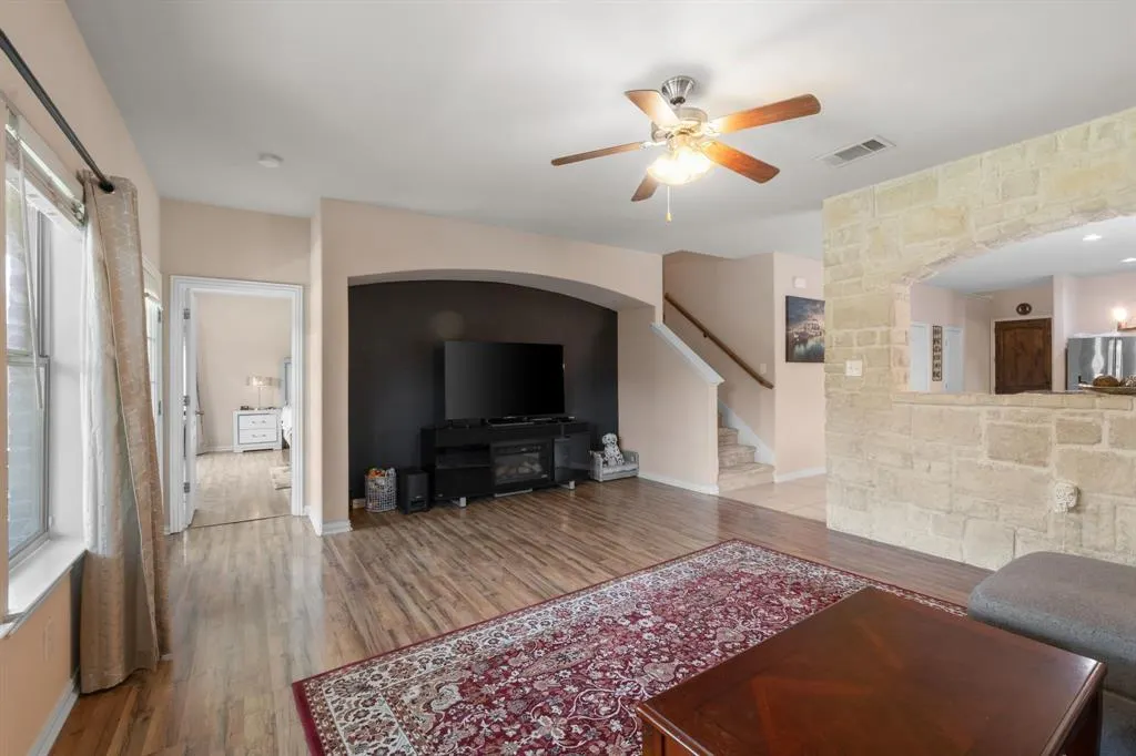 5212 Seashore Lane