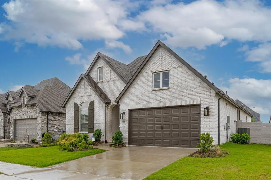 3509 Mescalbean Drive