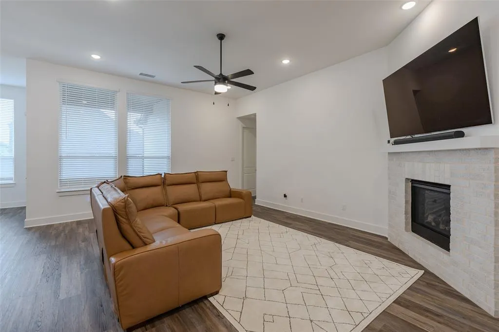 3509 Mescalbean Drive
