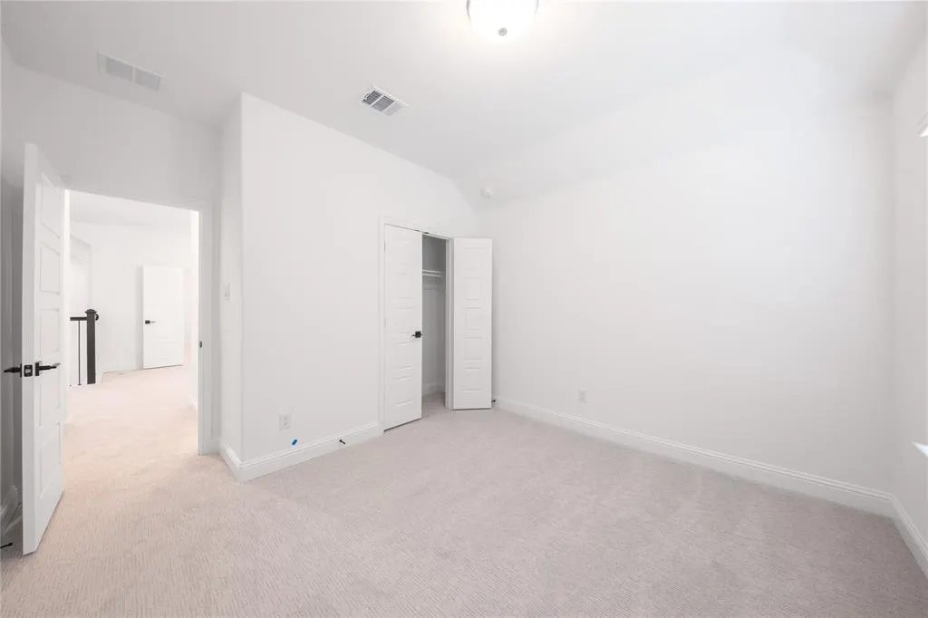 2100 Valencia Drive