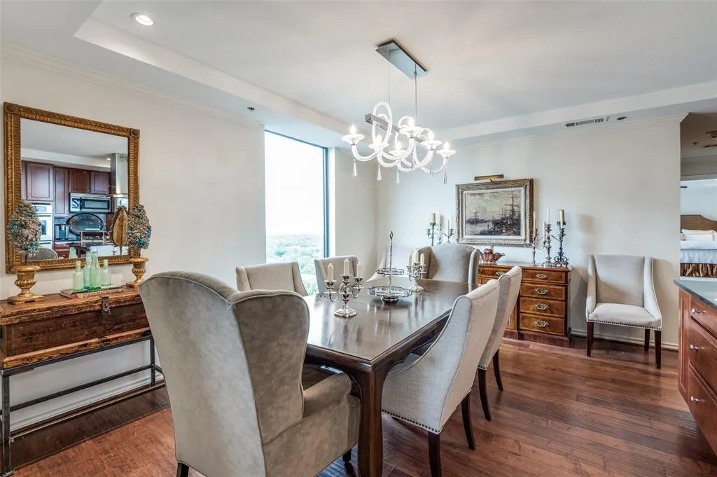 5909 Luther Lane, #1701