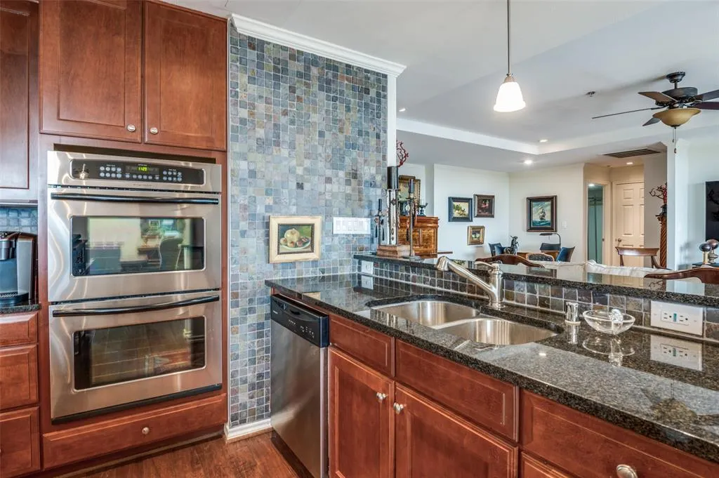 5909 Luther Lane, #1701