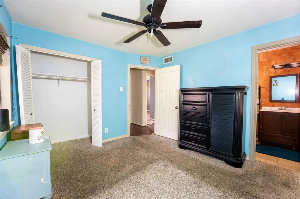4105 Texas Drive
