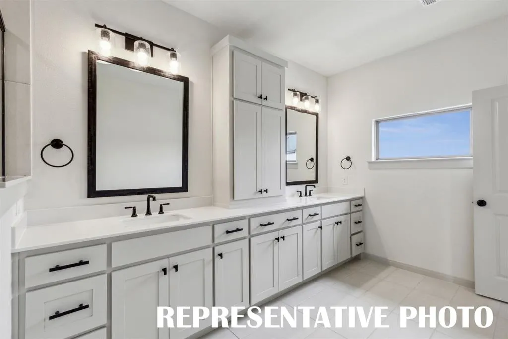 1042 Featherglass Lane