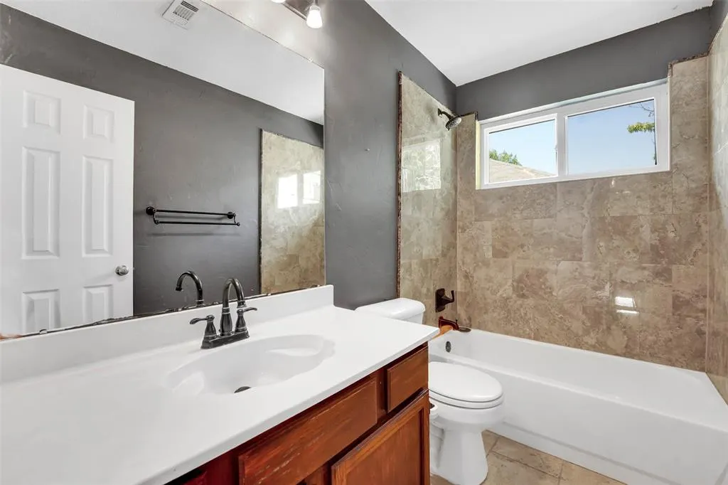 4401 Buena Vista Lane