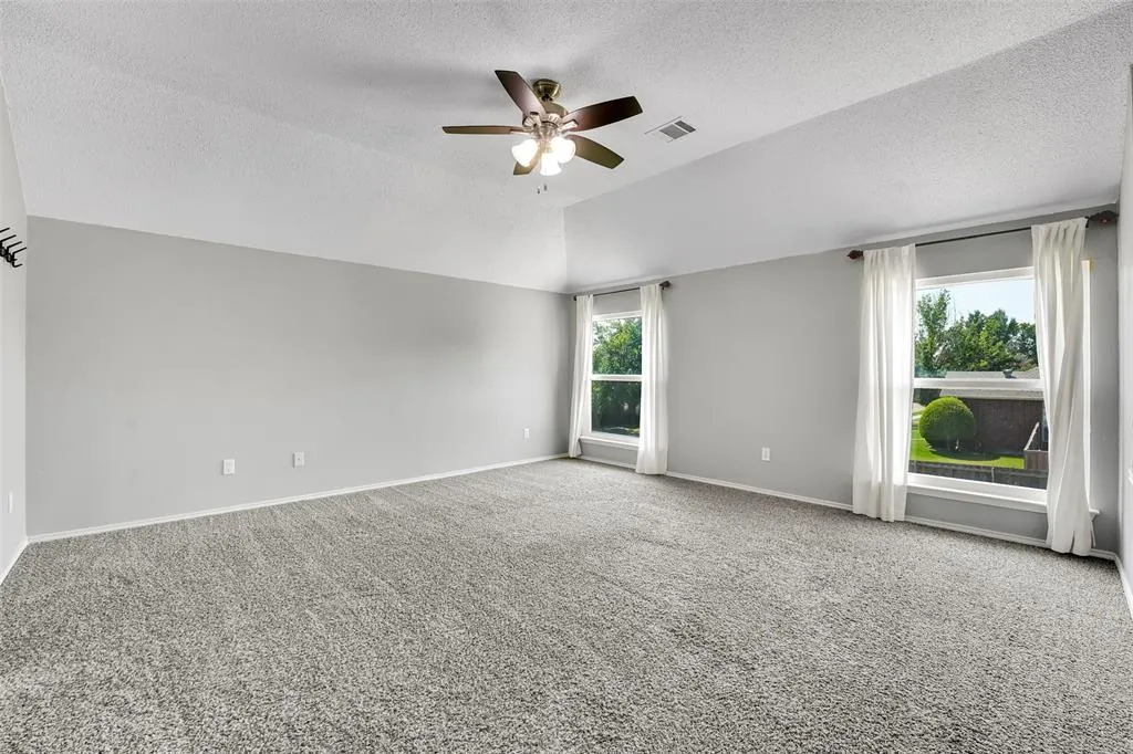 4401 Buena Vista Lane