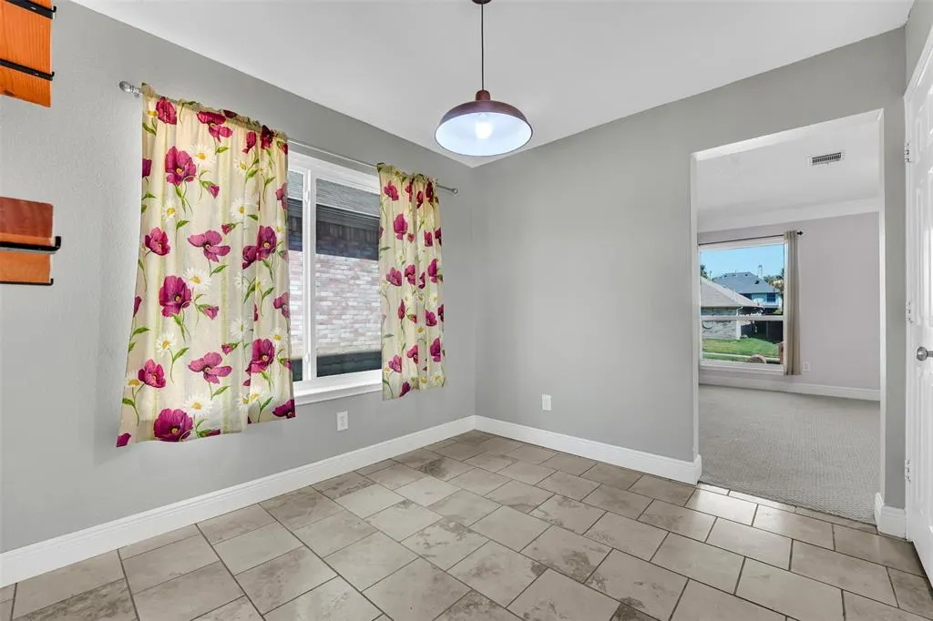 4401 Buena Vista Lane