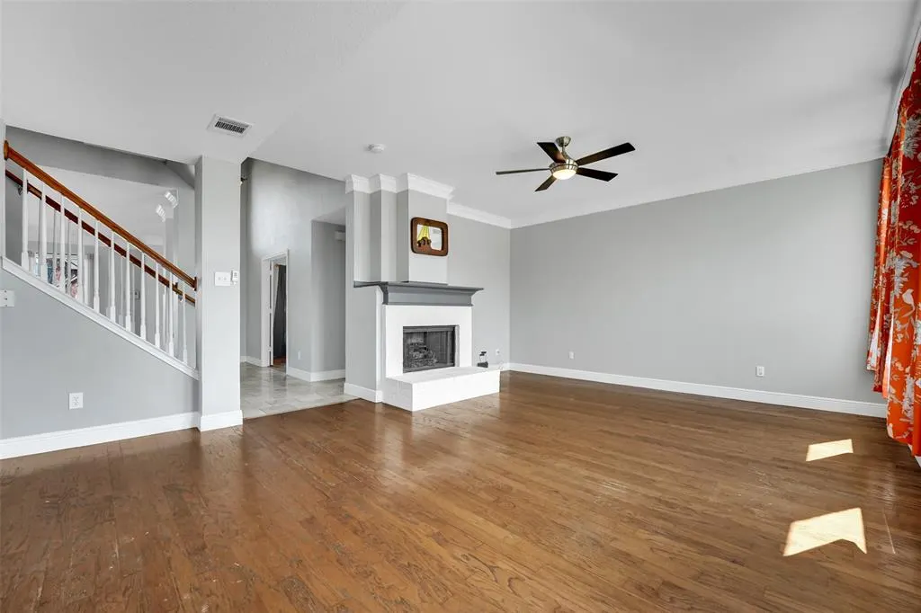 4401 Buena Vista Lane