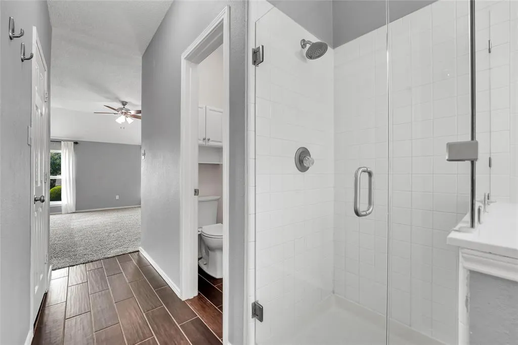 4401 Buena Vista Lane