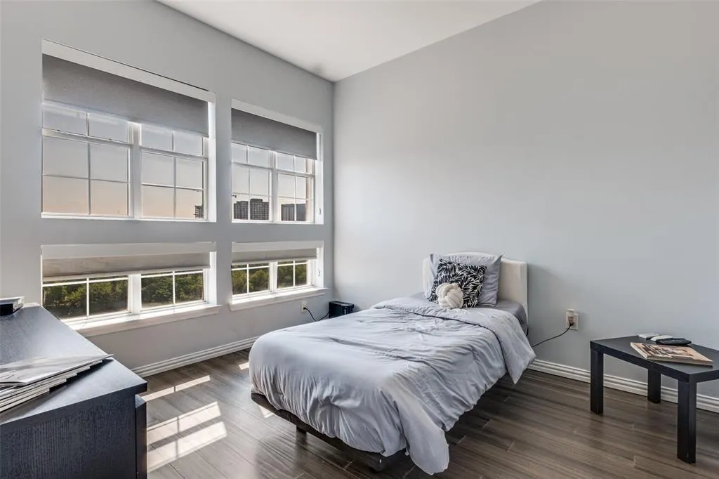 3225 Turtle Creek Boulevard, #1104