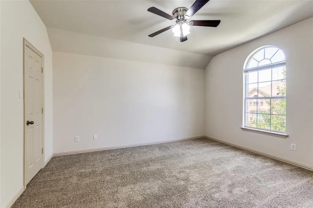 4400 Orchard Gate