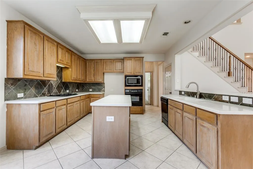 4400 Orchard Gate